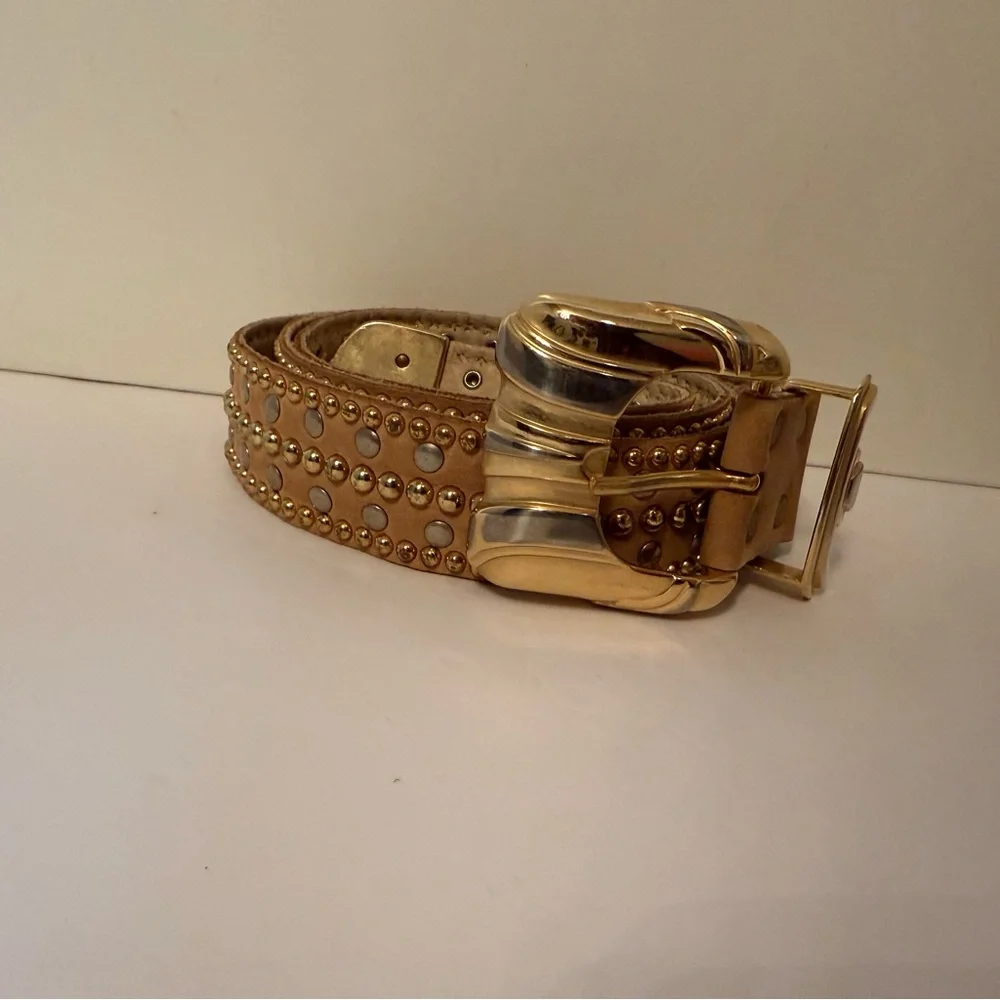 SAND CASTLE USA BELT TAN LEATHER GOLD SILVER STUDS BUCKLE No size Fits M